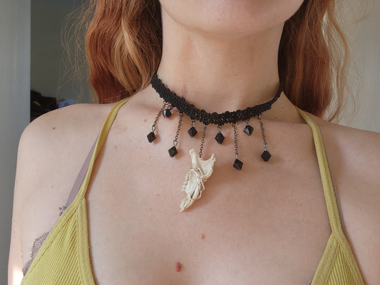 Jaw Bone Extra Black Dangle Choker